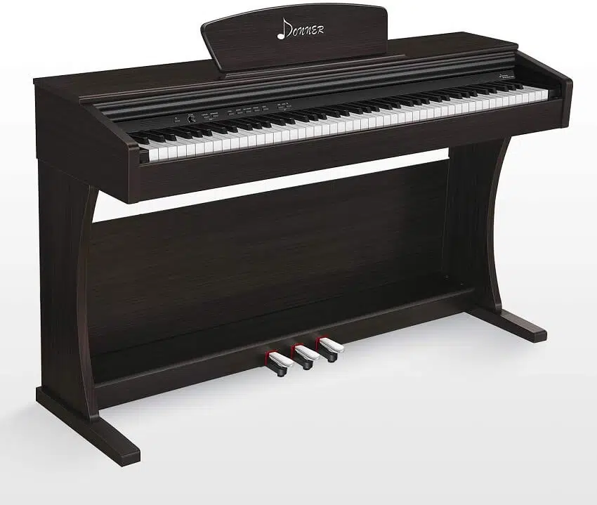 Full size electric piano with triple pedals