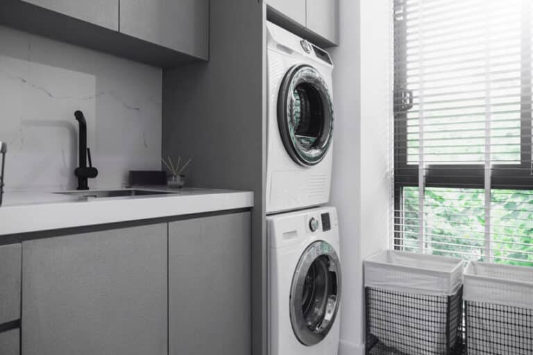 Pros and Cons Of A Stackable Washer & Dryer
