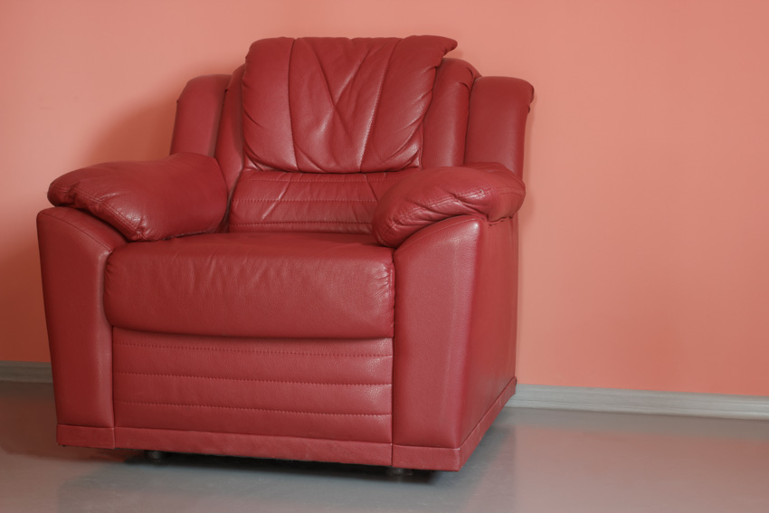Red oversized chair made of leather