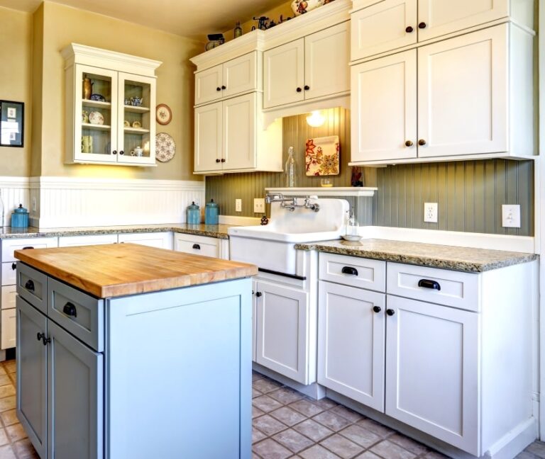 5 Space-Saving Laundry Room Island Ideas