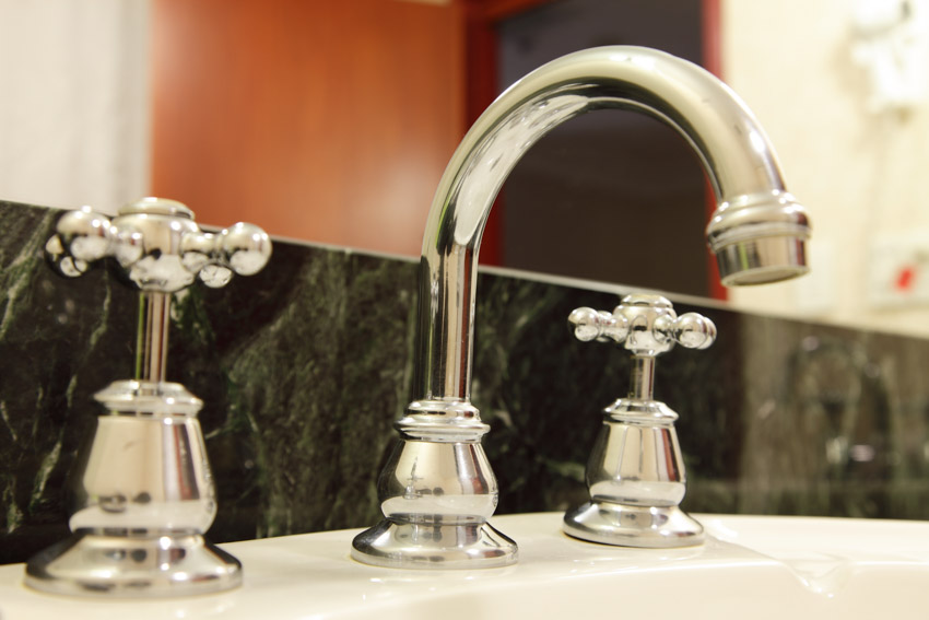 Stainless steel faucet and knobs