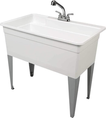 Freestanding mustee dog bath sink