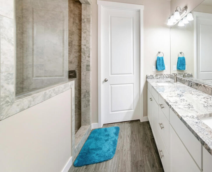 Pony Wall In Shower (Bathroom Designs & Building Tips)
