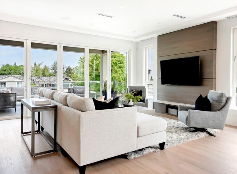 Living Room Essentials (Furniture, Lighting & Decor)