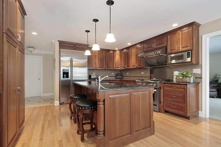 Pecan Kitchen Cabinets (Appearance & Benefits)