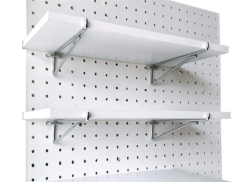 Pegboard bracket for shelves