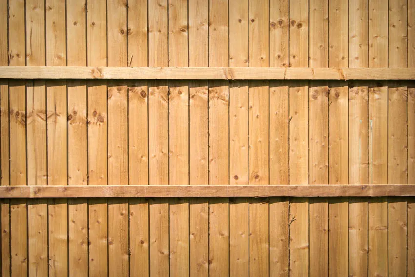 A detailed image of an lap panel fencing