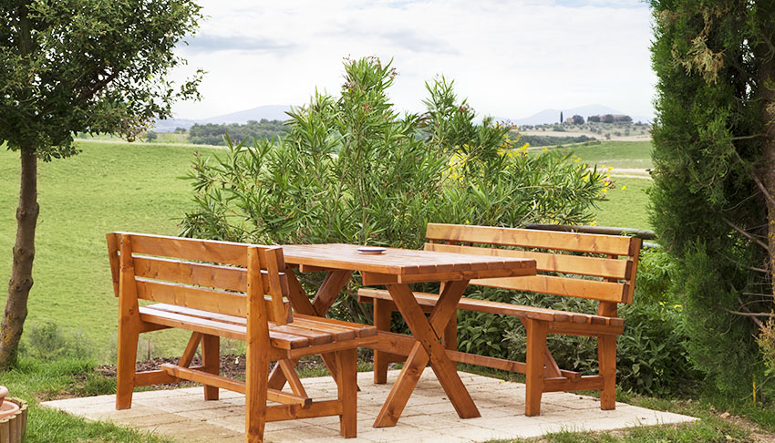 Acacia outdoor dining table