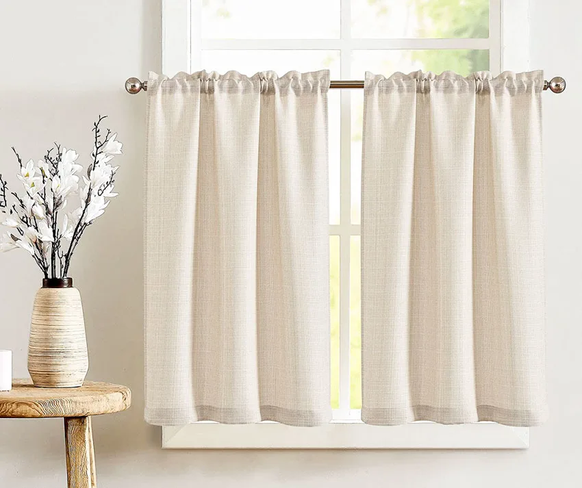 Cafe curtains