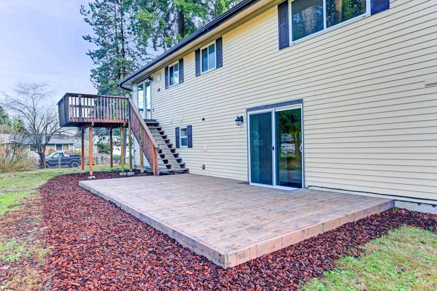 Patio with lava rocks