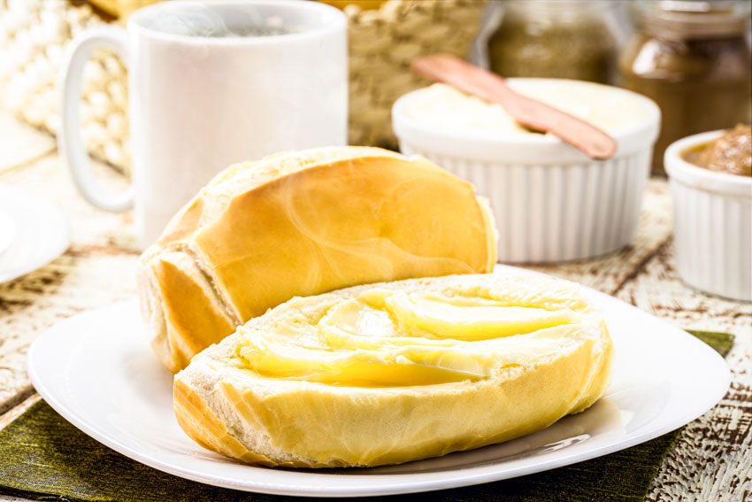 Bread and butter plate, knife, and mug