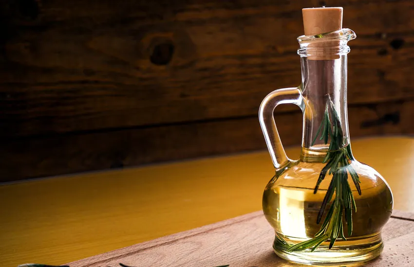 Olive oil decanter 