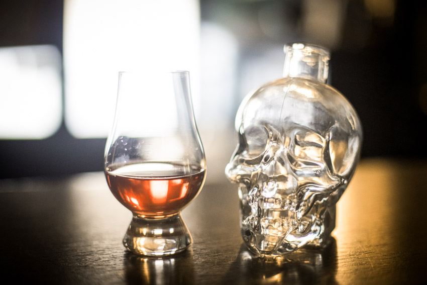 Skull decanter with glass for liquor
