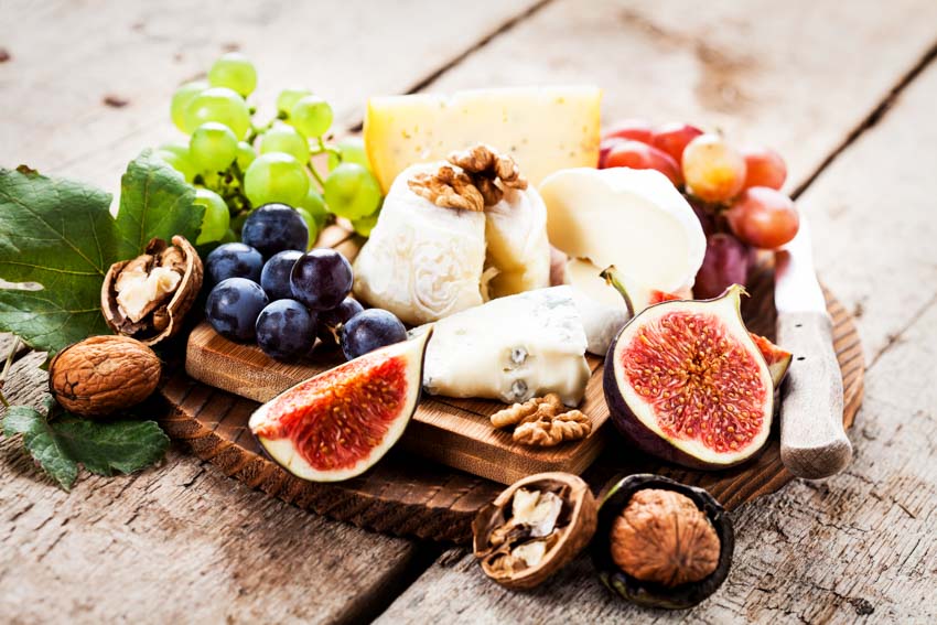 Nuts, cheese and fruit platter