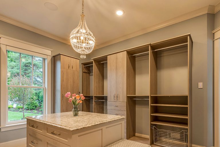 Closet Chandelier Ideas (7 Styles & Lighting Designs)