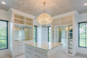 A closer look at Penthouse Apartment Design With Grand Walk In Closet And Chandelier