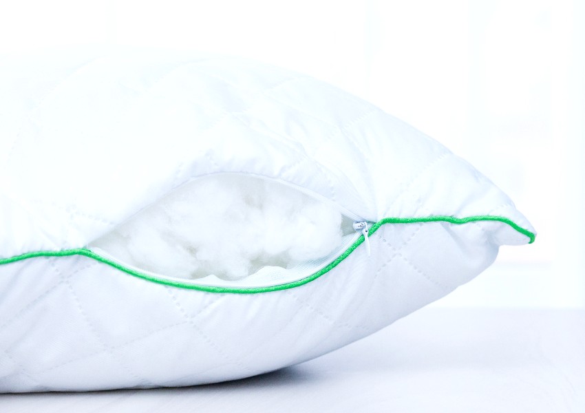 Hypoallergenic pillow with polyester material