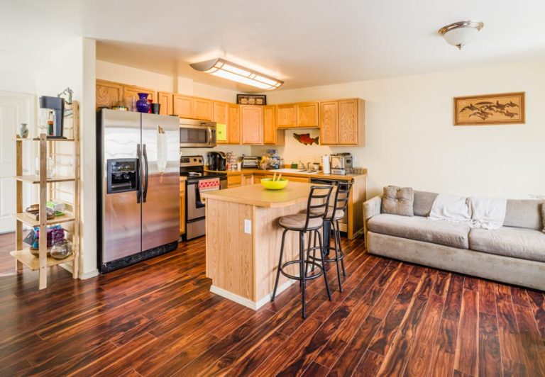 Tigerwood Flooring (Types & Pros and Cons)