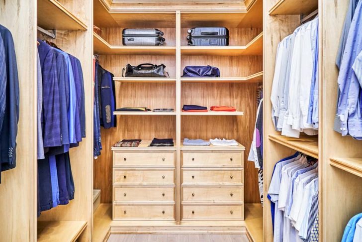 Men’s Closet Ideas (Design & Organization Tips)