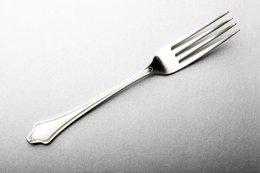 Types Of Silverware (Flatware, Cutlery & Uses) Designing Idea