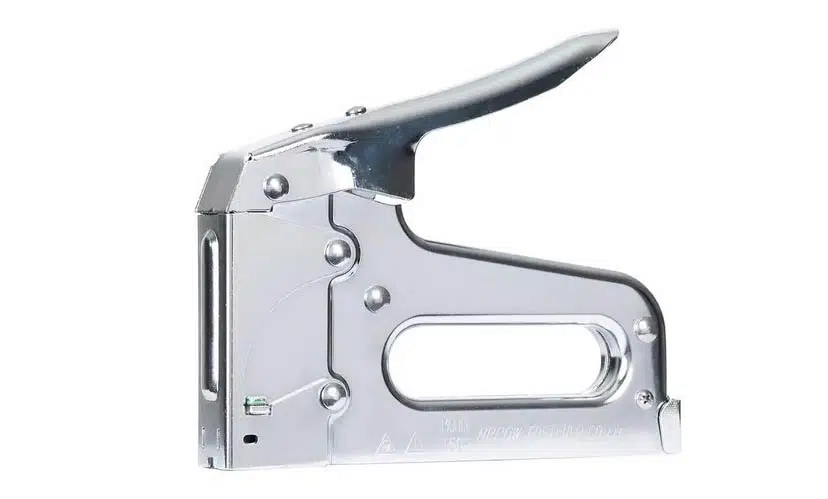 Hand stapler