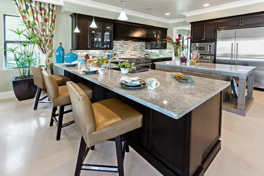 Kitchen with polished granite