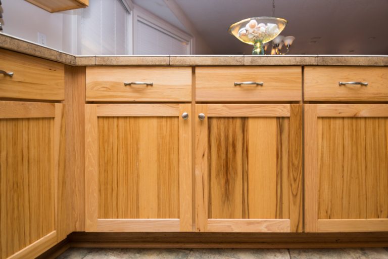 Hardware For Oak Cabinets (Handle & Knob Colors)