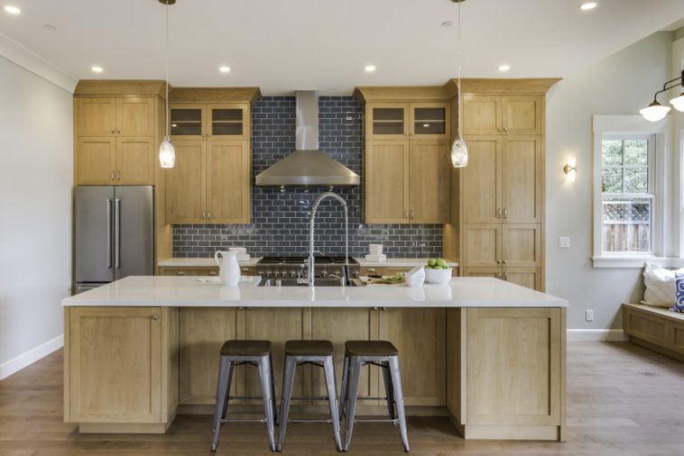 Poplar Kitchen Cabinets (Designs & Pros and Cons)