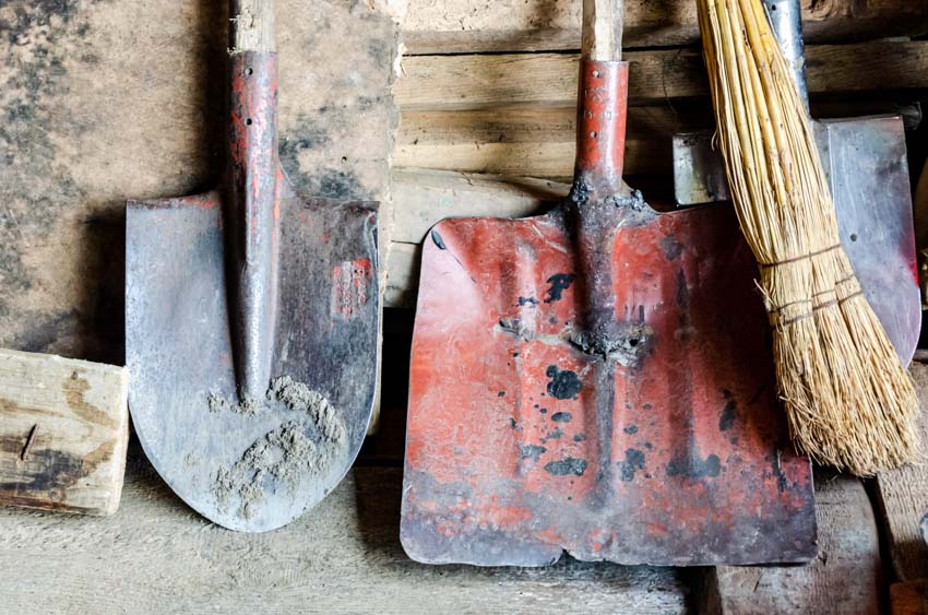 Two types of shovels for gardens and outdoor areas