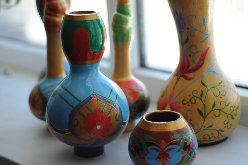 Colorful gourd vases for home interiors