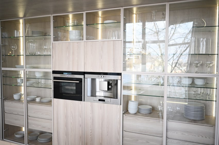 Glass cabinets for kitchens with an oven