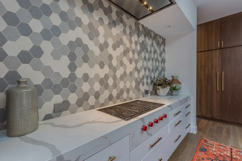 Kitchen with hexagon tile