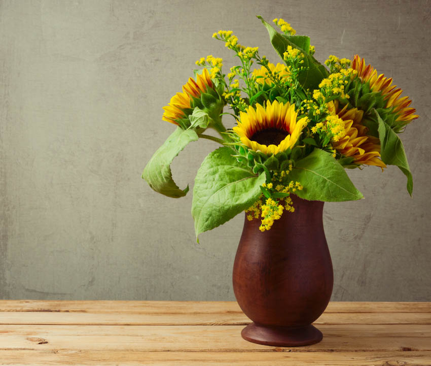 Wooden vase 