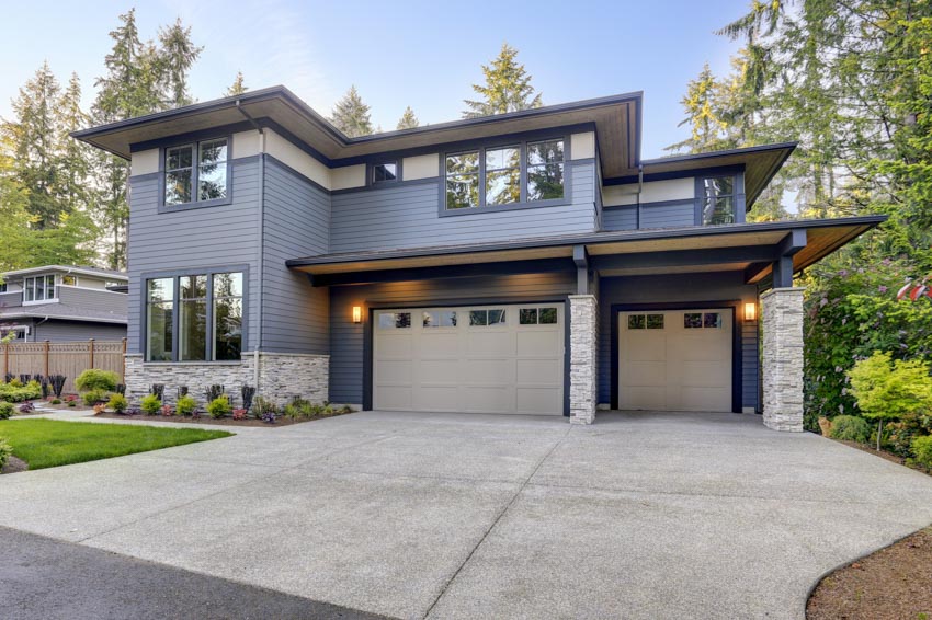 Contemporary house with blue siding