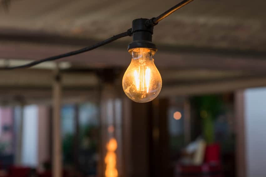 Light bulb connected to a dimmer