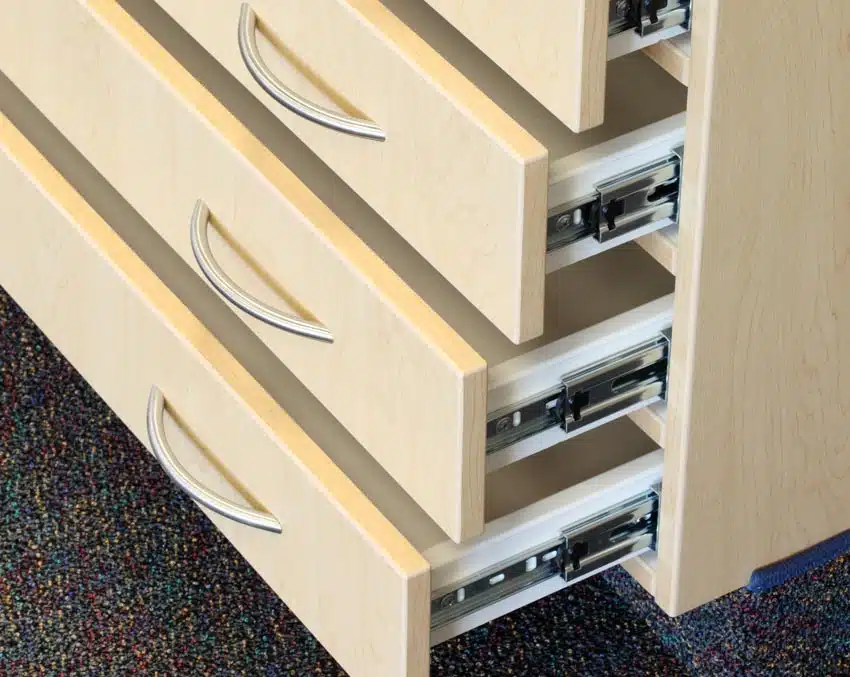 Multitple drawers with slides and pulls