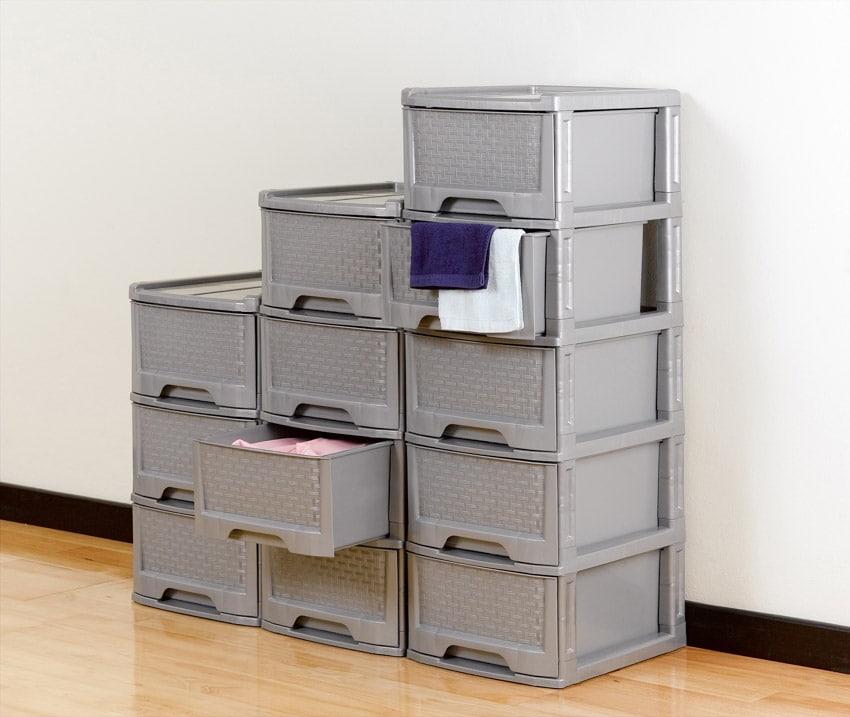 Stackable types of drawers