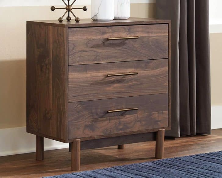 Chest Of Drawers vs Dresser (Comparison & Uses)