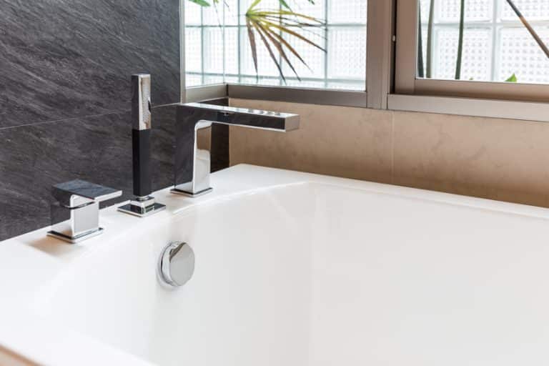 Bathtub Faucet Types (Design Styles & Materials)