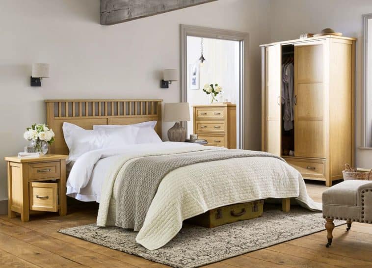 Shaker Bedroom Furniture Styles Materials   Bedroom With Shaker Wardrobe Nightstands Wood Flooring Mattress Pillows Rug And Headboard Ss 758x546 