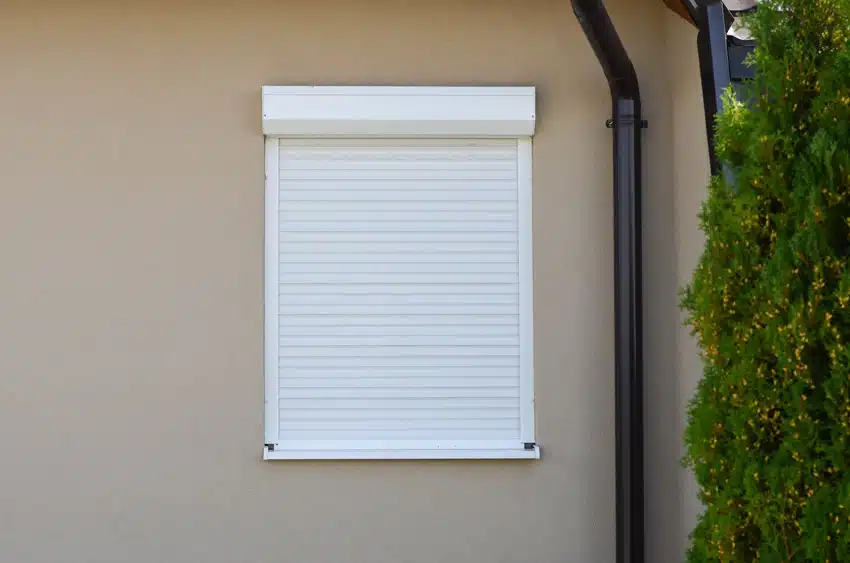 Garage exterior with blinds for windows