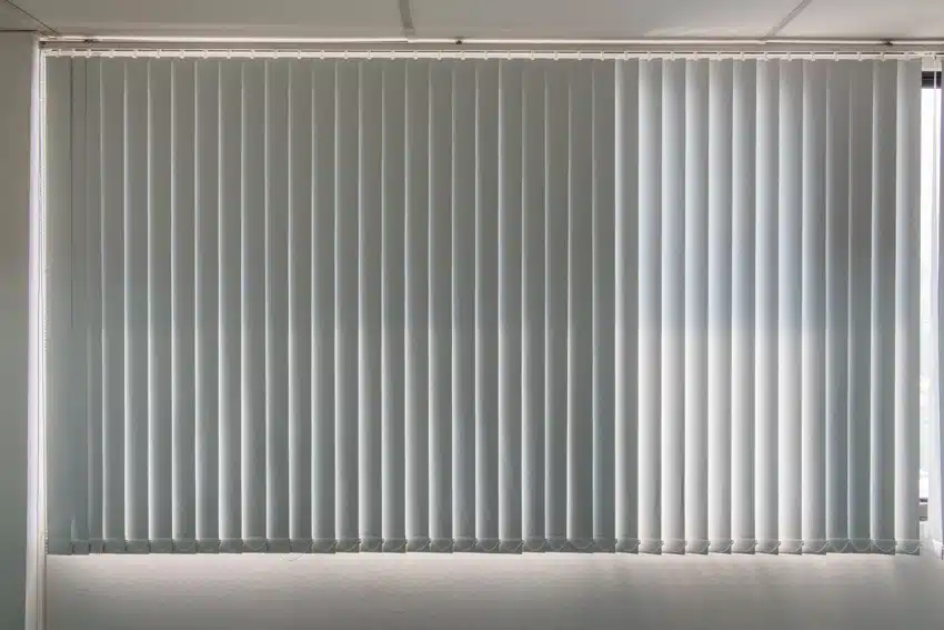 Vertical aluminum blinds for garage windows