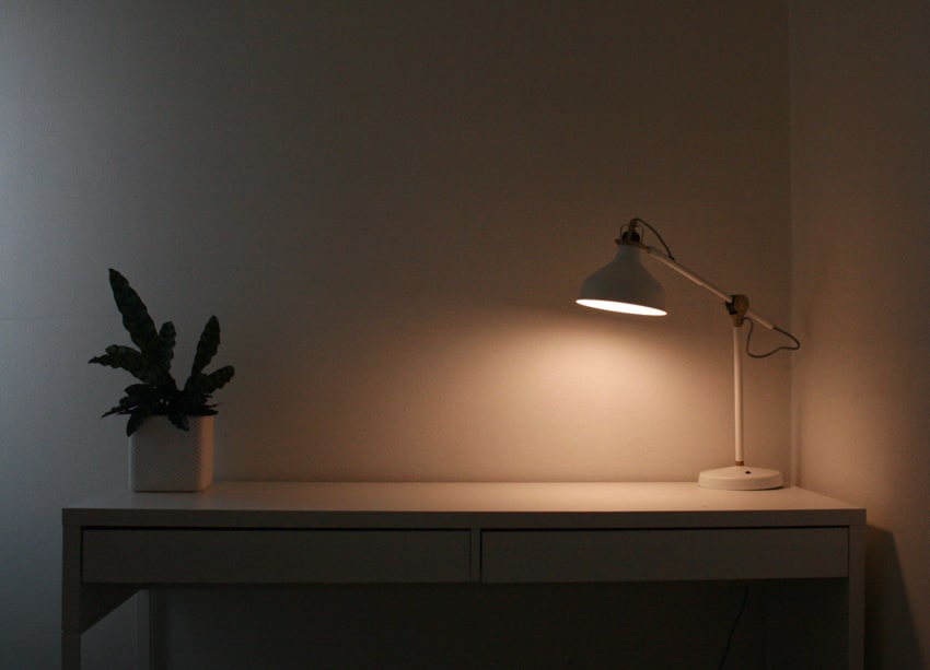 Battery operated desk lamp for attics