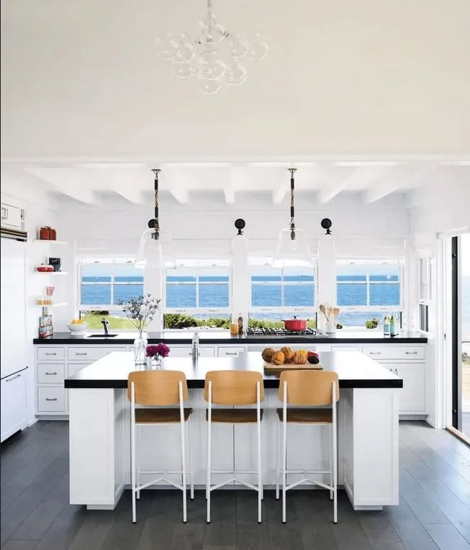 Kitchen with Ocean View 