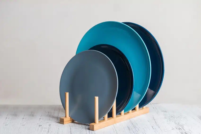 Decorative plate rack