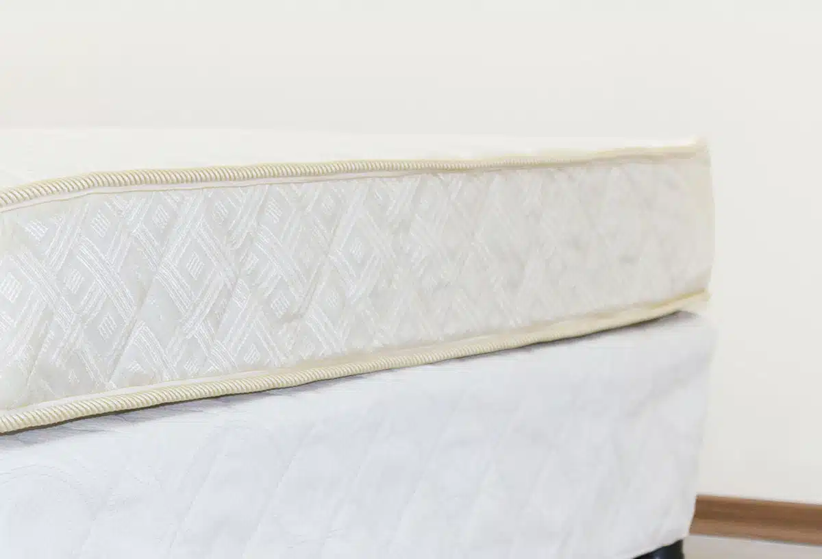 Box spring bed