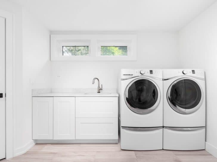 Pros and Cons of Pedestals for Washing Machines
