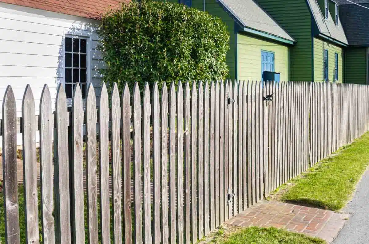 picket fence with gate