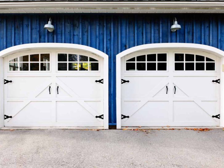 13 Cheap Alternatives to Garage Doors